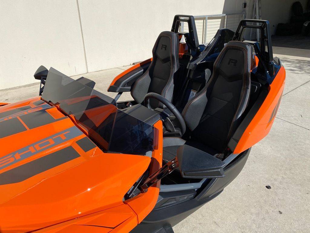 Slingshot® R Desert Sky (AutoDrive)