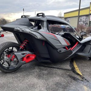 Slingshot® Grand Touring LE