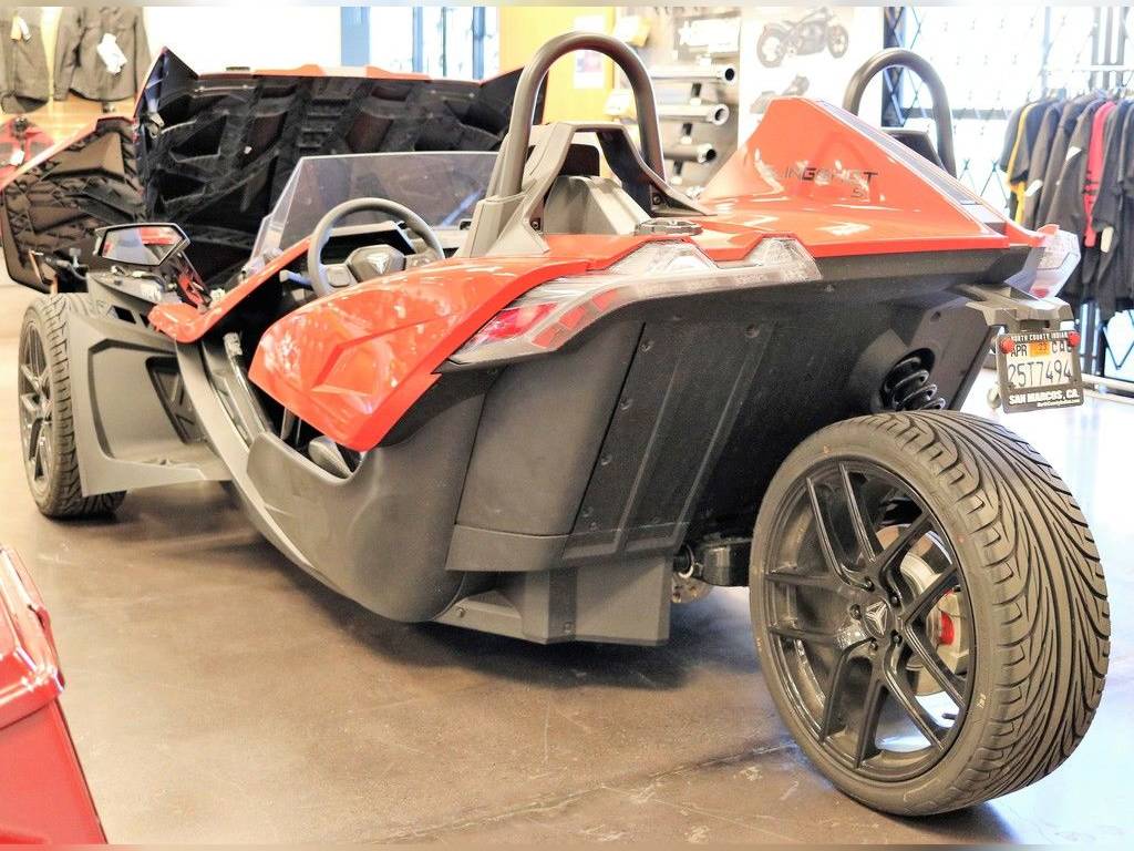 Slingshot® S Autodrive W/ Technology Package I