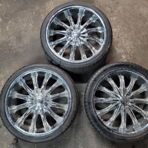 Polaris Slingshot OEM Wheels Three with tires 20"