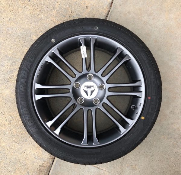 Polaris Slingshot Factory Wheel and Tire 205/50 ZR17