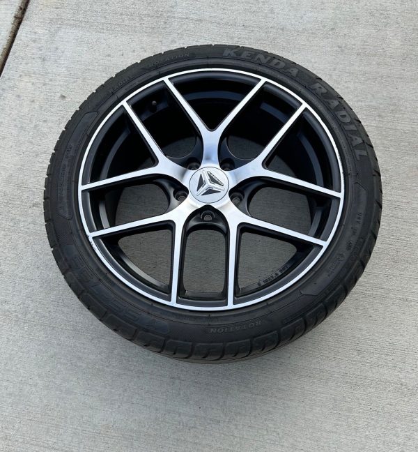Polaris Slingshot Stock OEM 18 inch RIM WHEEL & Kenda Tire 225/45/ZR18
