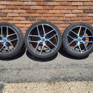 Polaris Slingshot Rim & Tires Used 18" Front, and 20" Rear Free Pick Up Stamford