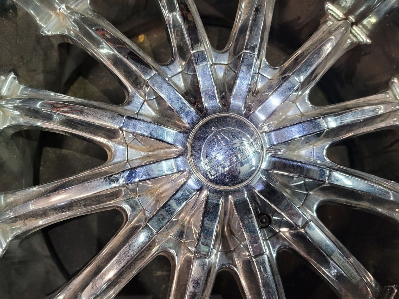 Polaris Slingshot OEM Wheels Three with tires 20"