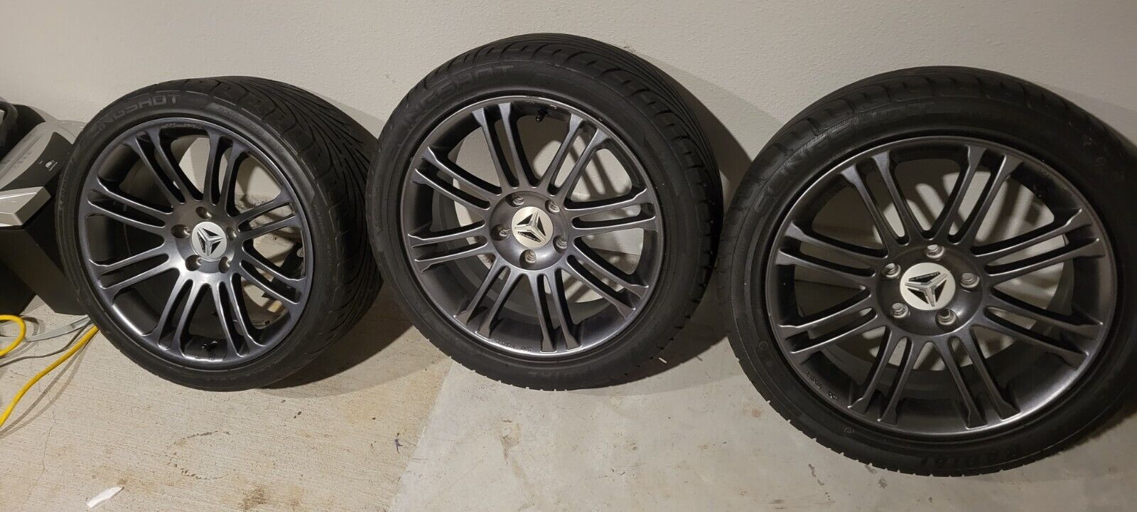 Rims and Tires for polaris slingshot 2 front 17inch and 1 rear 18inch