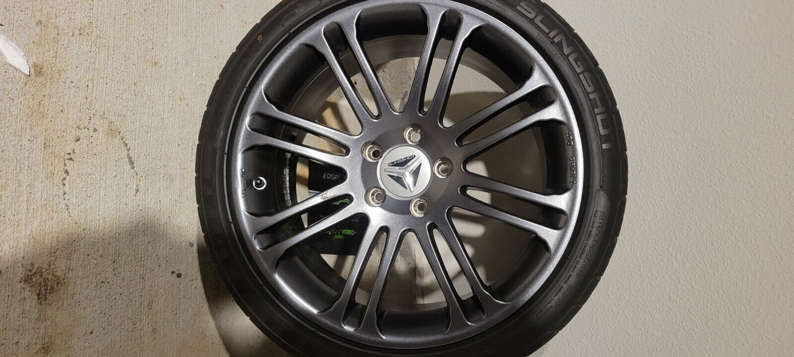 Rims and Tires for polaris slingshot 2 front 17inch and 1 rear 18inch